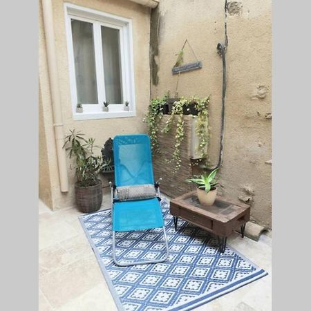 Maison De Village Avec Cour Aux Portes D'Avignon Entraigues-sur-la-Sorgue Buitenkant foto