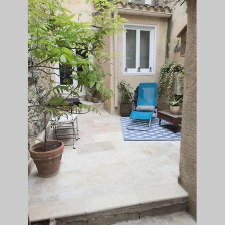 Maison De Village Avec Cour Aux Portes D'Avignon Entraigues-sur-la-Sorgue Buitenkant foto